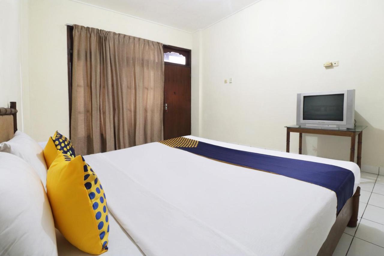 สปอต ออน 2426 โฮเทล อาเจท จายา อิล Hotel เดนปาซาร์ ภายนอก รูปภาพ