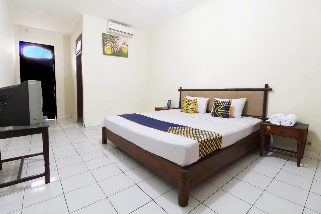 สปอต ออน 2426 โฮเทล อาเจท จายา อิล Hotel เดนปาซาร์ ภายนอก รูปภาพ