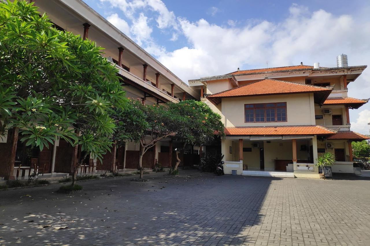 สปอต ออน 2426 โฮเทล อาเจท จายา อิล Hotel เดนปาซาร์ ภายนอก รูปภาพ